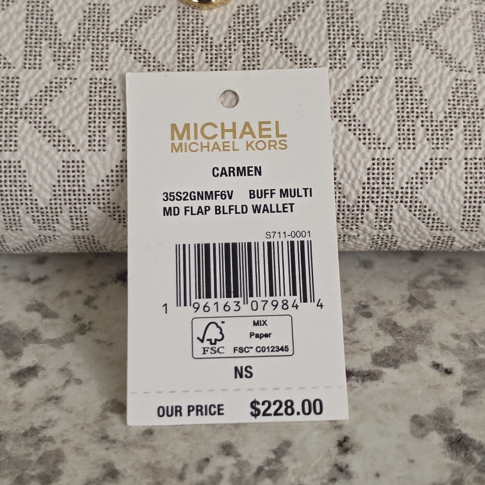 Michael Kors Carmen Logo Medium Wallet - Picture 7 of 8